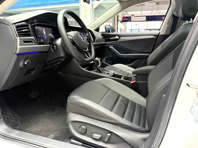 Volkswagen Sagitar — Фото автомобиля 8