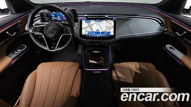 Mercedes-Benz E-Class — Фото автомобиля 7