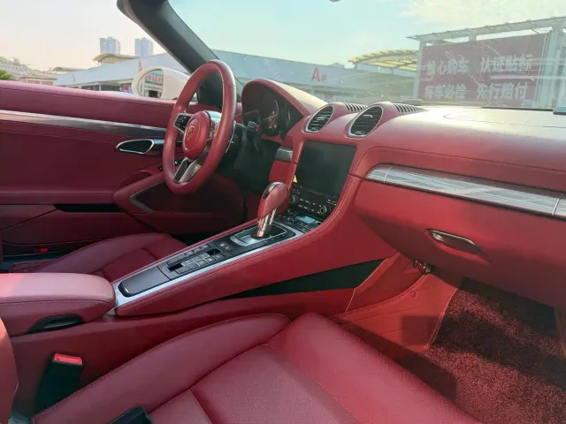 Porsche 718 — Фото автомобиля 5
