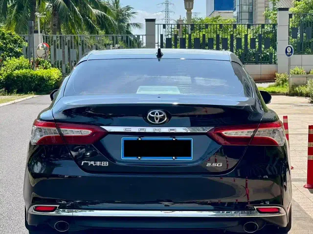 Toyota Camry — Фото автомобиля 8