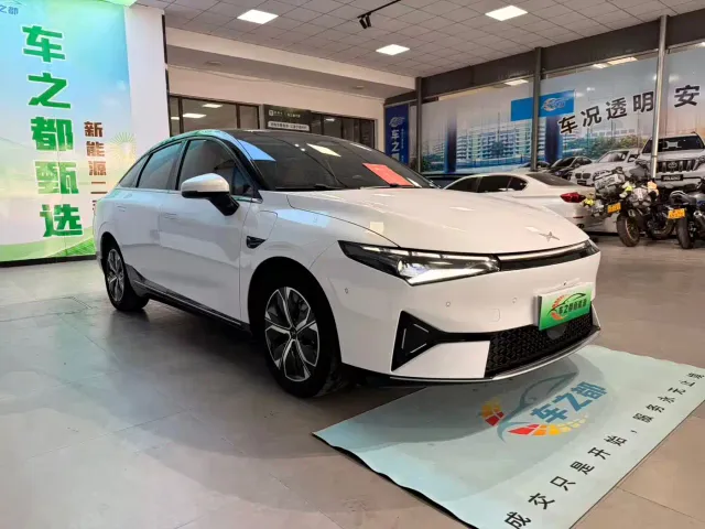 Xpeng P5 — Фото автомобиля 2