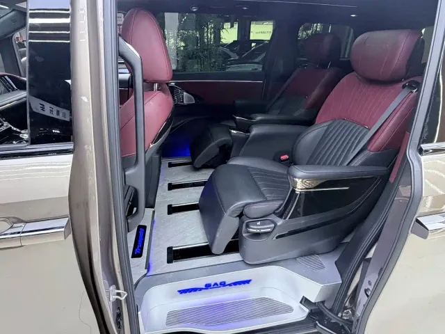 GAC Trumpchi M8 — Фото автомобиля 22