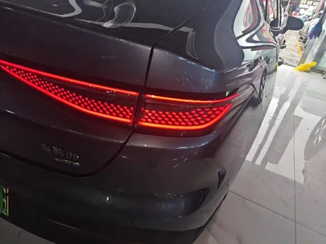 BYD Seal 05 DM-i — Фото автомобиля 7