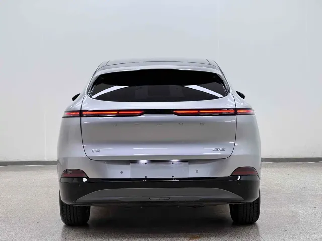 Xpeng G6 — Фото автомобиля 12