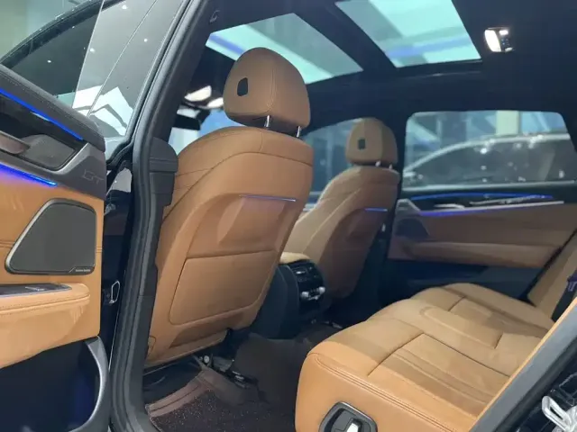 BMW 6 Series Gran Turismo — Фото автомобиля 5