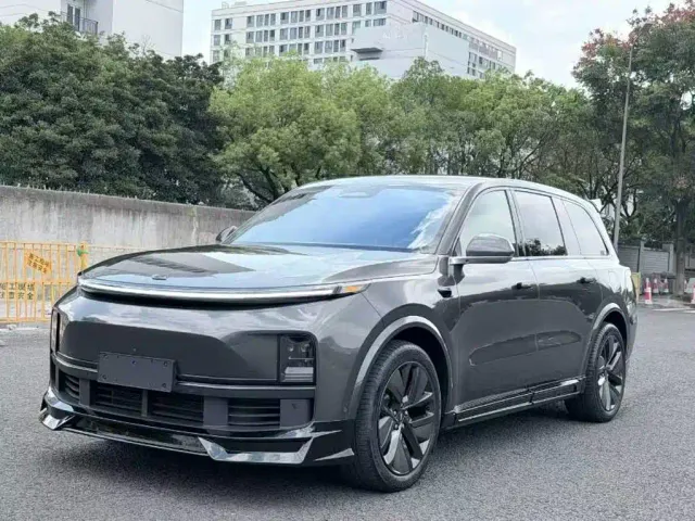Фотография автомобиля — Li Auto L9
