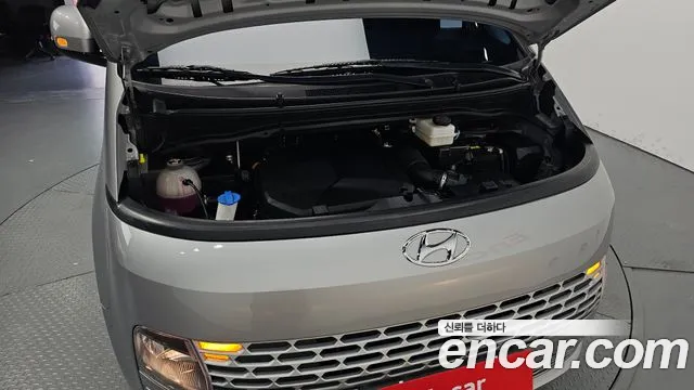 Hyundai Staria — Фото автомобиля 9