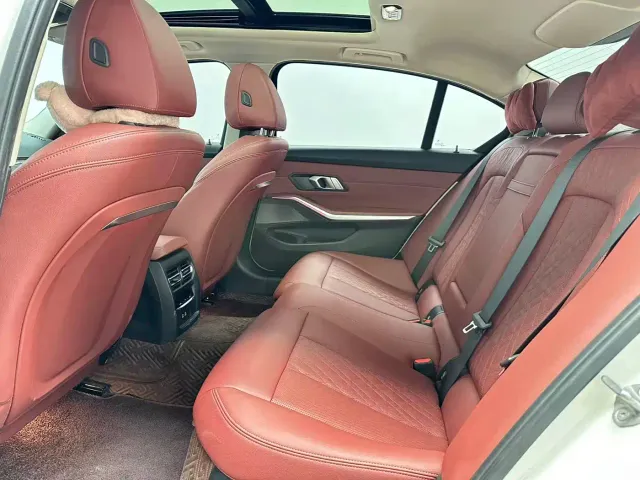 BMW i3 — Фото автомобиля 7