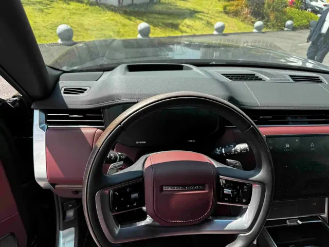 Land Rover Range Rover — Фото автомобиля 11