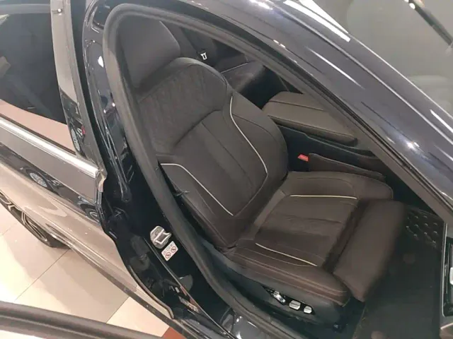 BMW 5 Series — Фото автомобиля 24