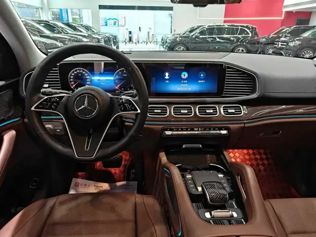 Mercedes-Benz GLE-Class — Фото автомобиля 16