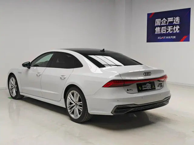 Audi A7L — Фото автомобиля 6
