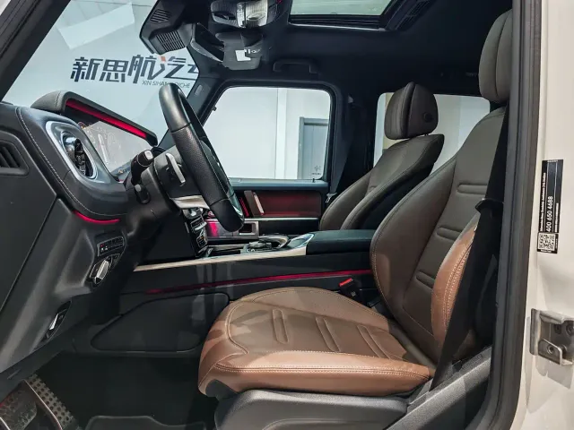 Mercedes-Benz G-Class — Фото автомобиля 9