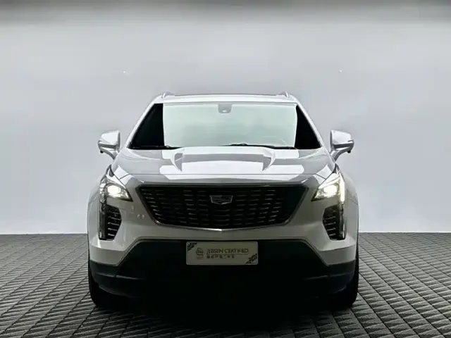 Cadillac XT4 — Фото автомобиля 2