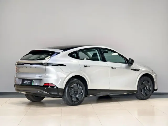Xpeng G6 — Фото автомобиля 3