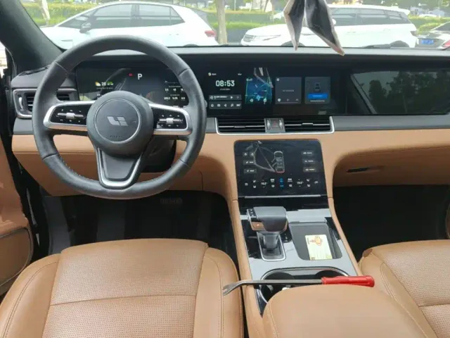 Li Auto ONE — Фото автомобиля 9