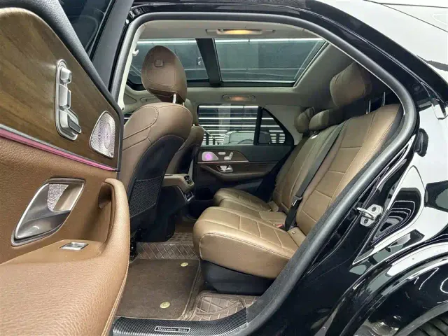 Mercedes-Benz GLE-Class — Фото автомобиля 10