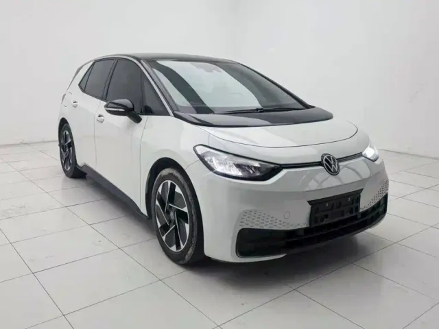 Volkswagen ID.3 — Фото автомобиля 3