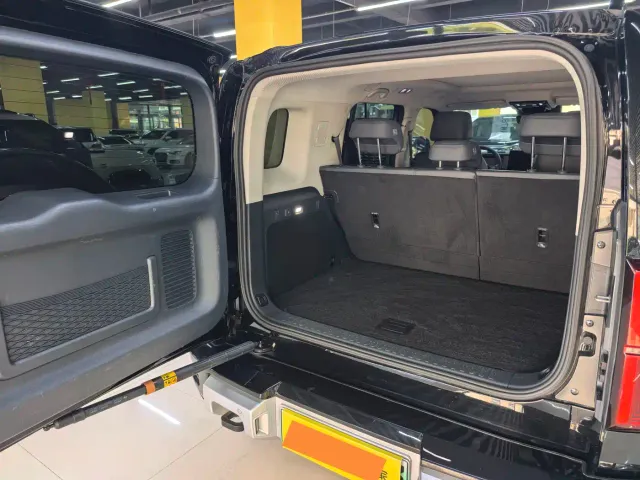 BYD FangChengBao Leopard 5 — Фото автомобиля 14