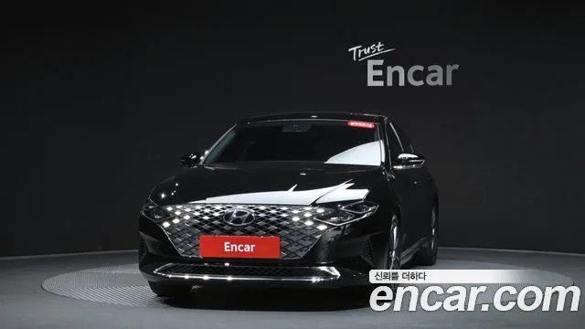 Hyundai Grandeur New — Фото автомобиля 3