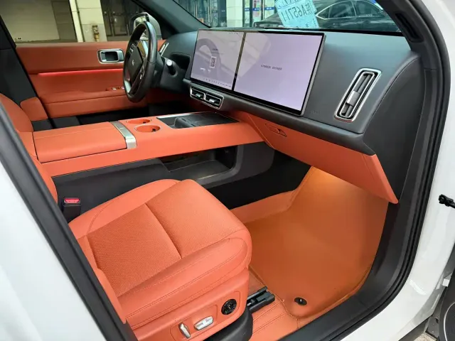 Li Auto L6 — Фото автомобиля 3