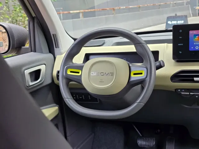 Geely Panda — Фото автомобиля 10