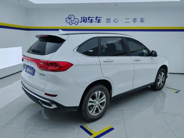Haval M6 — Фото автомобиля 3
