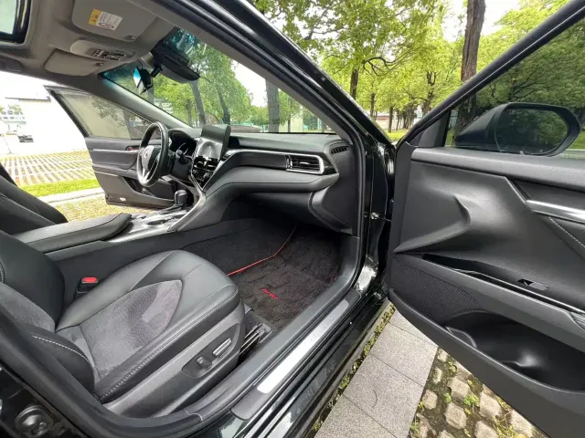 Toyota Camry — Фото автомобиля 13