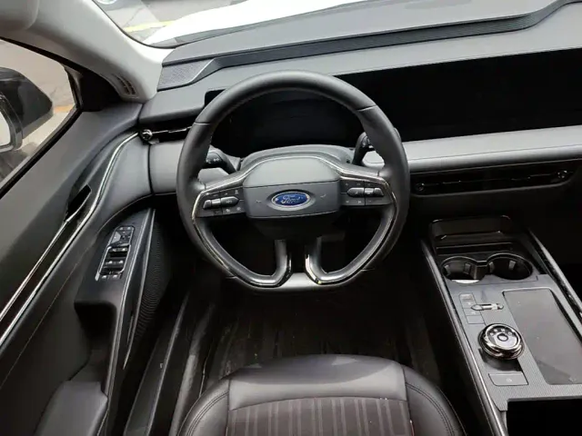 Ford Mondeo — Фото автомобиля 10