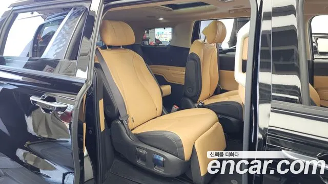 Kia Carnival 4th Gen — Фото автомобиля 18