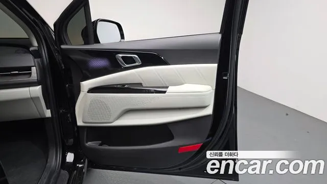 Kia Canival Carnival 4 поколение Бензин 7 мест Signature — Фото автомобиля 15