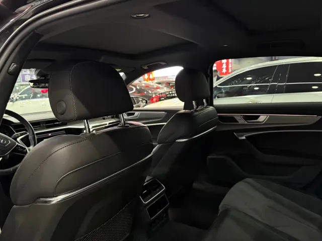 Audi A6L — Фото автомобиля 13