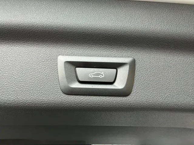 BMW X1 — Фото автомобиля 12