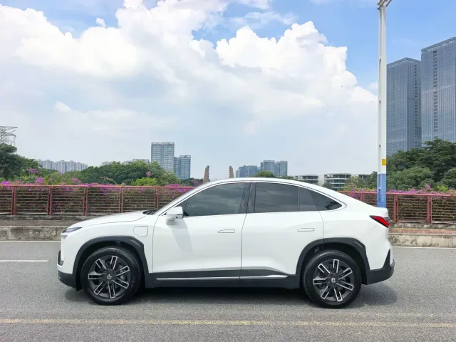Nio EC6 — Фото автомобиля 19