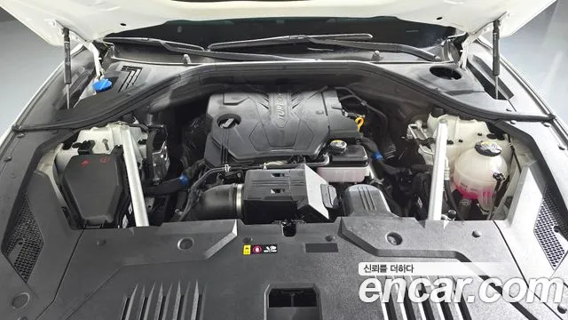 Genesis GV70 2.5T Бензин 2WD — Фото автомобиля 6