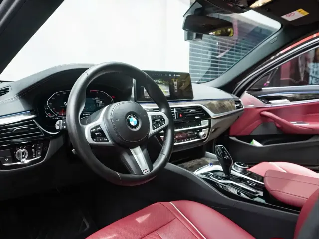 BMW BMW 5 Series 2021 525Li M Sport Package — Фото автомобиля 9