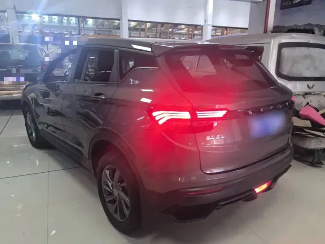 Geely Binyue — Фото автомобиля 4