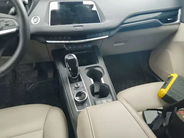 Cadillac XT4 — Фото автомобиля 13