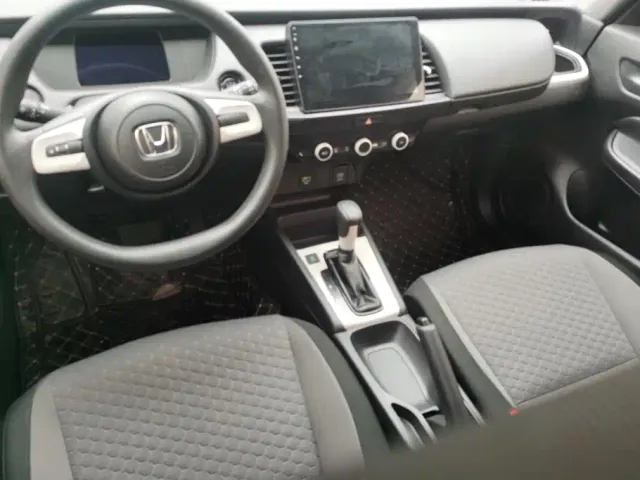 Honda Fit — Фото автомобиля 12
