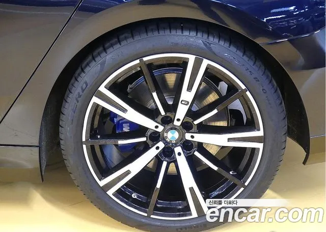 BMW 5-Series 5 серия (G60) 530i xDrive M Sport — Фото автомобиля 5