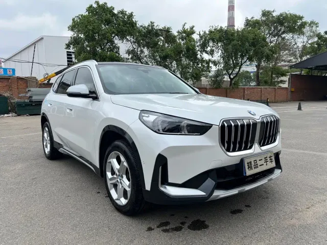 BMW X1 — Фото автомобиля 3