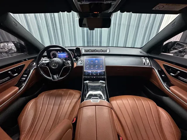 Mercedes-Benz S-Class — Фото автомобиля 9