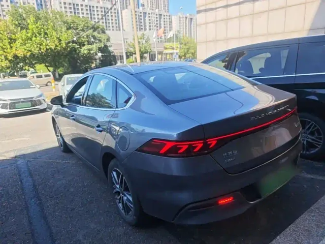 BYD Qin PLUS — Фото автомобиля 4