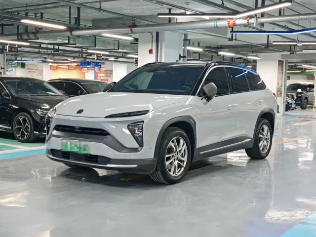 Фотография автомобиля — Nio ES6
