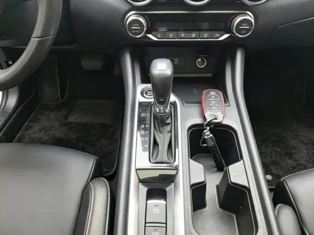 Nissan Sylphy — Фото автомобиля 16