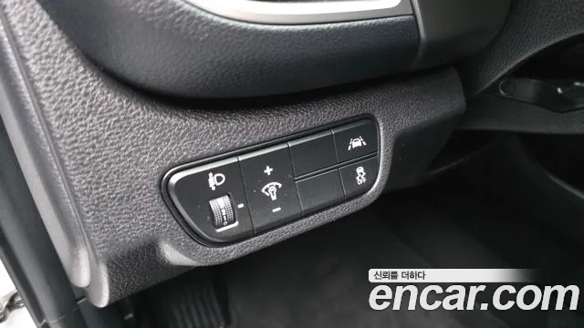 Kia Seltos — Фото автомобиля 17