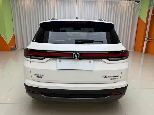 Changan CS35 Plus — Фото автомобиля 5
