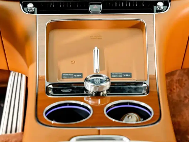 Maextro S800 — Фото автомобиля 16