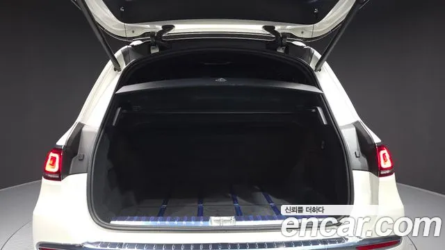 Mercedes-Benz GLS-Class — Фото автомобиля 20