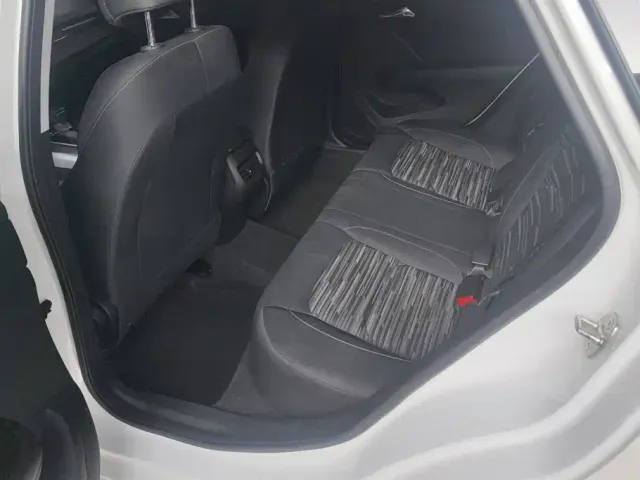 Chevrolet Monza — Фото автомобиля 11